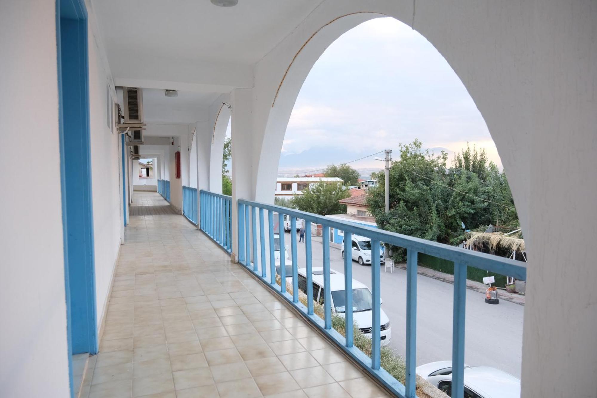 Artemis Yoeruek Otel Old Town Pamukkale Bagian luar foto
